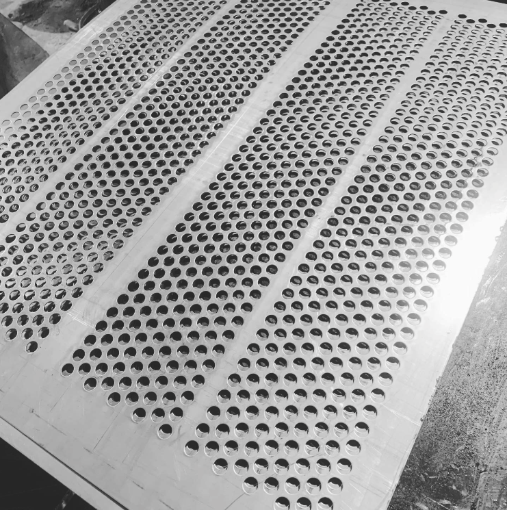 Planchas metálicas perforadas